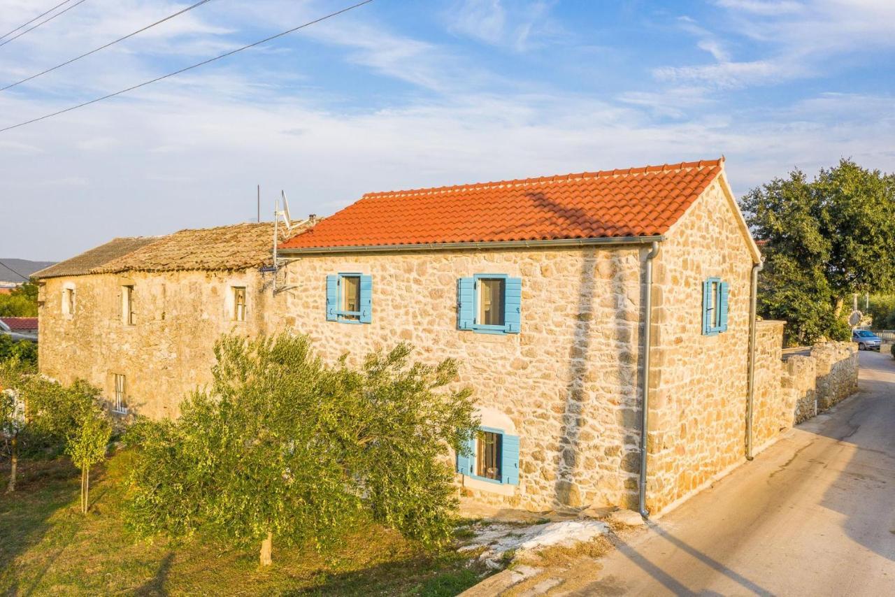 Holiday Home Lipa Nasa Nevidane Екстер'єр фото