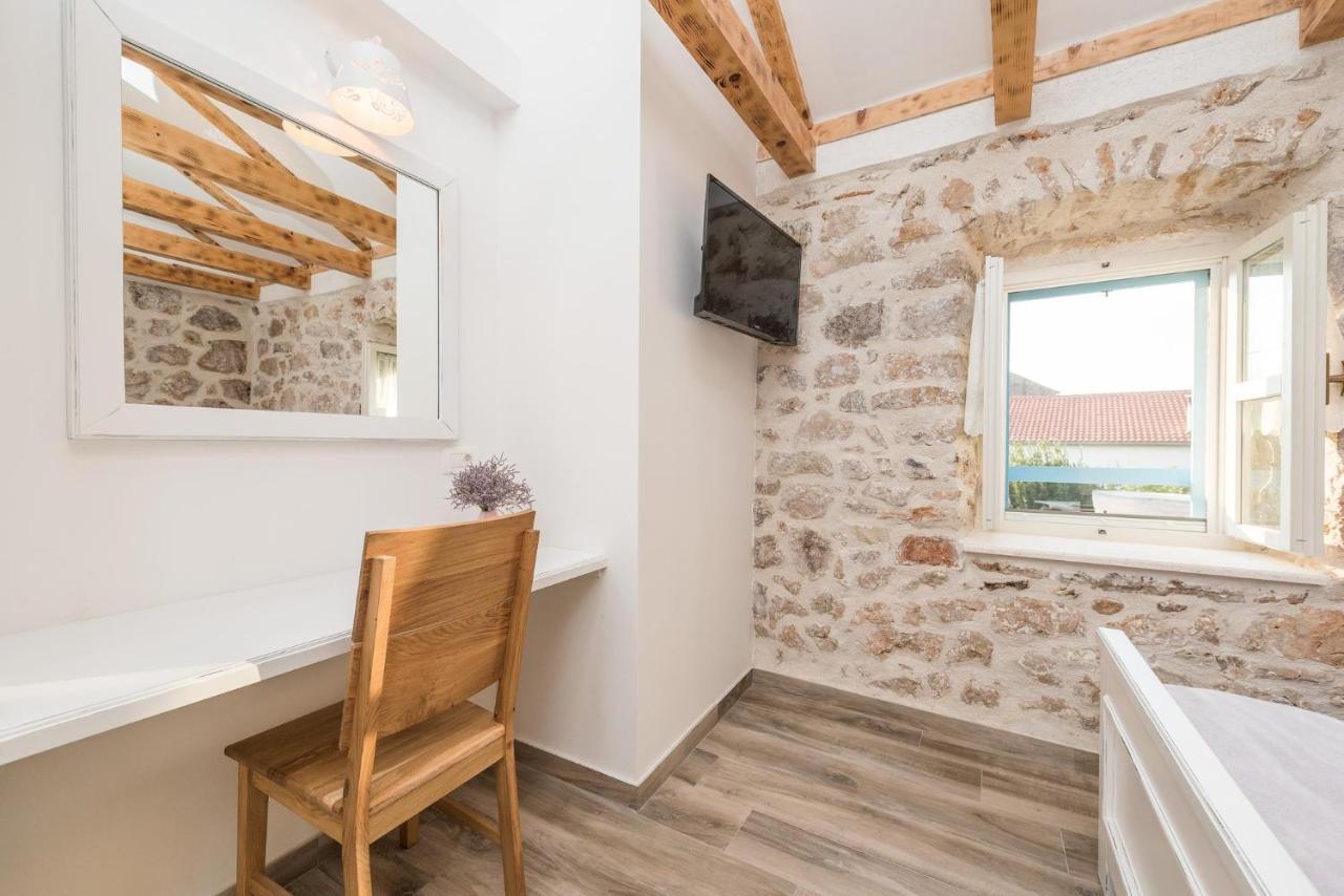 Holiday Home Lipa Nasa Nevidane Екстер'єр фото
